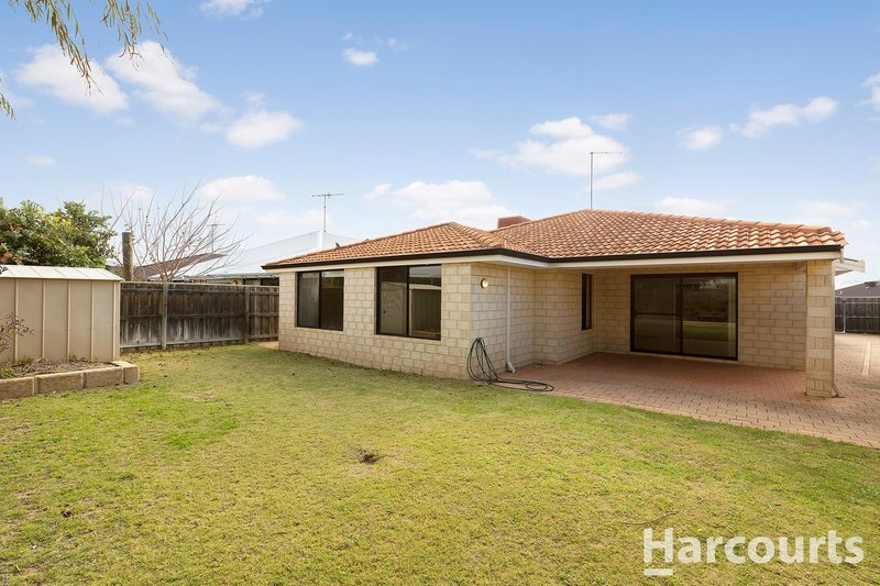 Photo - 217 Peelwood Parade, Halls Head WA 6210 - Image 14