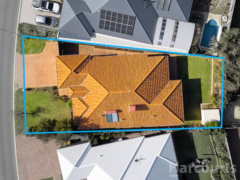 Photo - 217 Peelwood Parade, Halls Head WA 6210 - Image 16