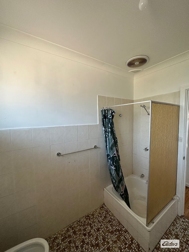 Photo - 2/17 Pine Crescent, Coniston NSW 2500 - Image 6