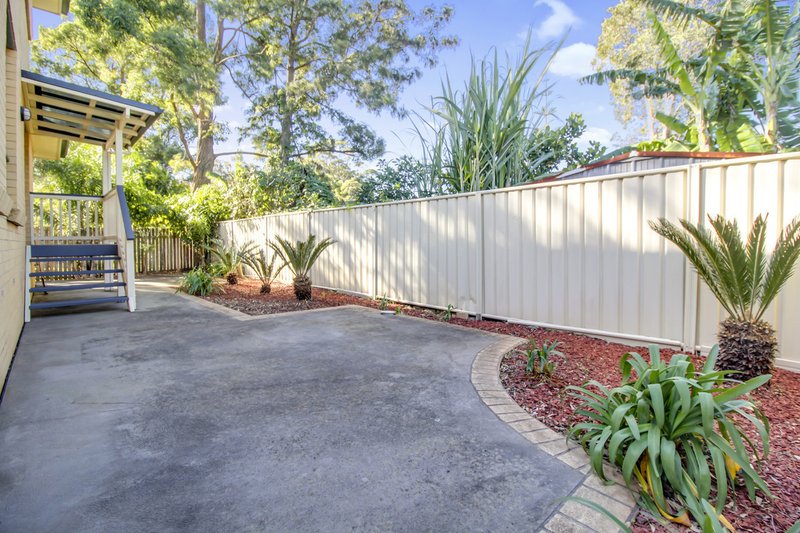 Photo - 2/17 Railway Crescent, North Wollongong NSW 2500 - Image 5