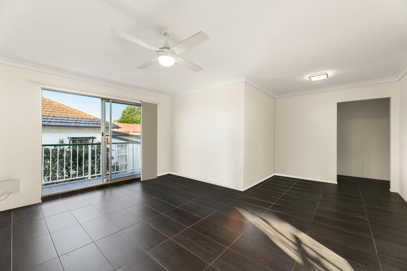 Photo - 2/17 Stevenson Street, Ascot QLD 4007 - Image 5