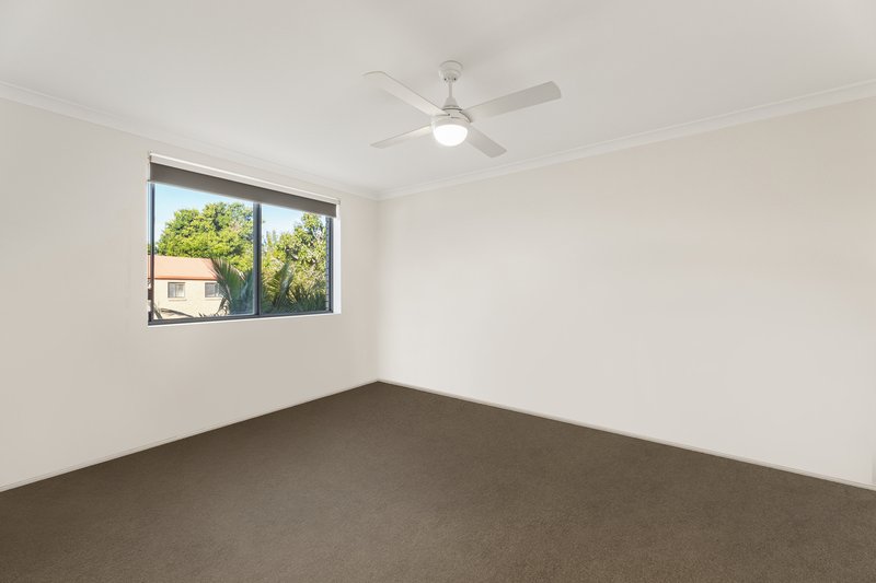 Photo - 2/17 Stevenson Street, Ascot QLD 4007 - Image 6