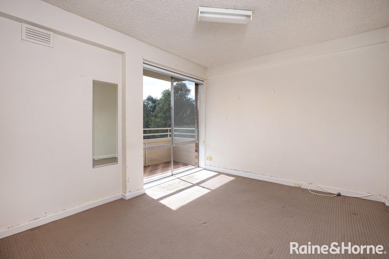 Photo - 21/7 Sturt Street, Wagga Wagga NSW 2650 - Image 3