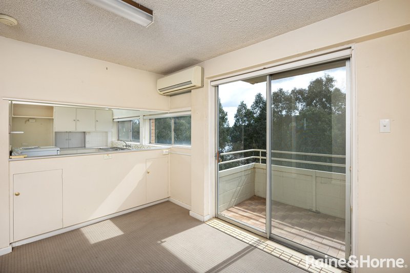 Photo - 21/7 Sturt Street, Wagga Wagga NSW 2650 - Image 4