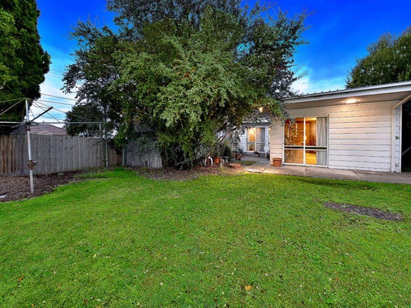 Photo - 217 Sussex Street, Pascoe Vale VIC 3044 - Image 11