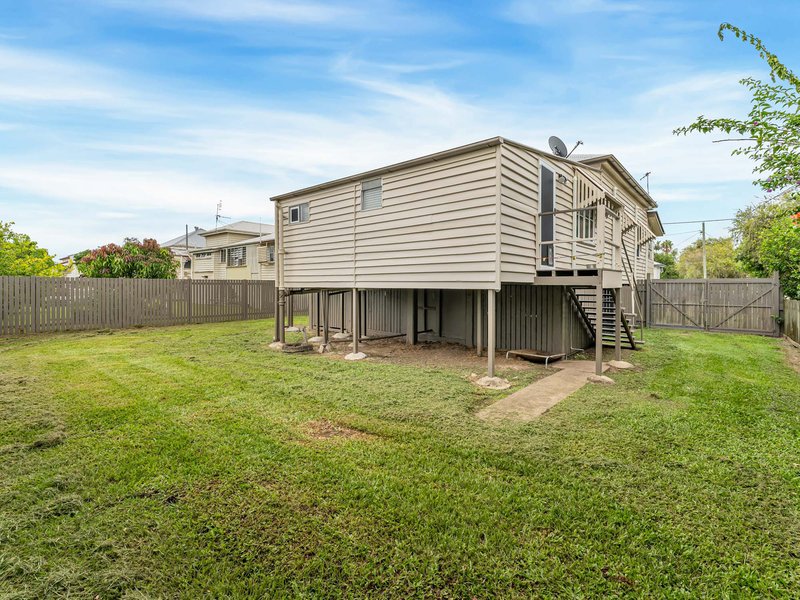 Photo - 217 Tooley Street, Maryborough QLD 4650 - Image 11