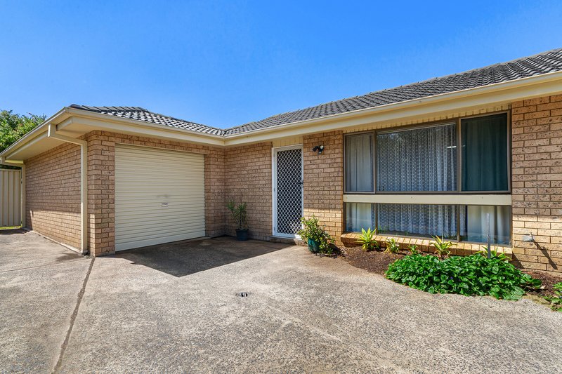 2/17 Westbrook Parade, Gorokan NSW 2263