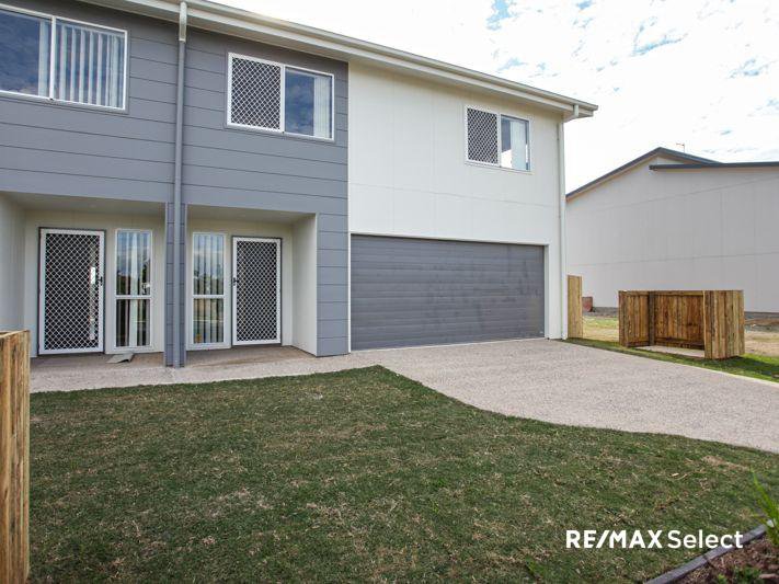 Photo - 2/17 Willoughby Crescent, East Mackay QLD 4740 - Image 1