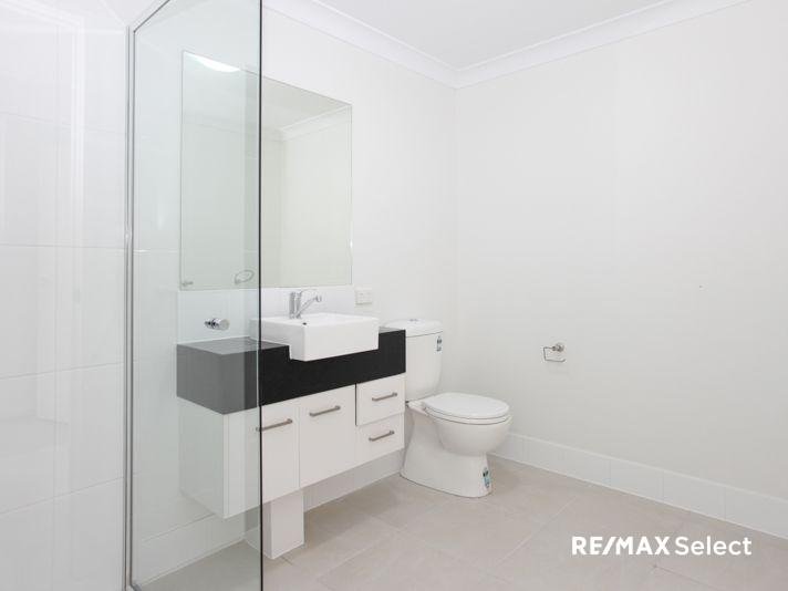Photo - 2/17 Willoughby Crescent, East Mackay QLD 4740 - Image 5