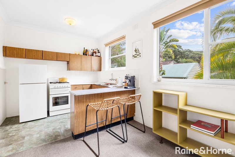 Photo - 2/17 Wollstonecraft Avenue, Avalon NSW 2107 - Image 3