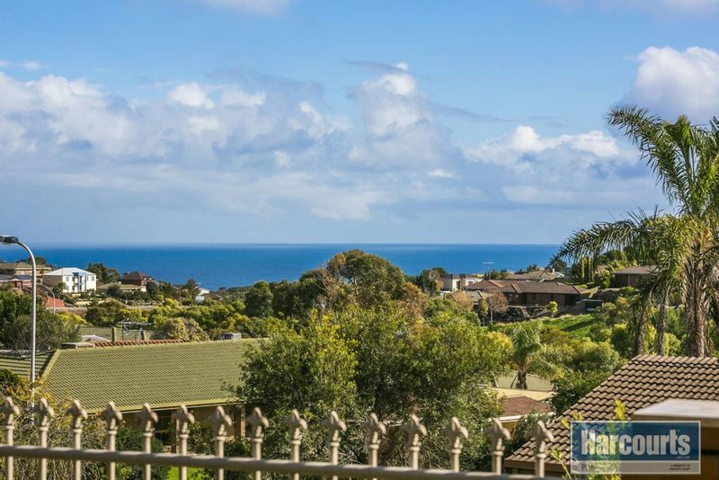 Photo - 2/17 Zwerner Drive, Hallett Cove SA 5158 - Image 3