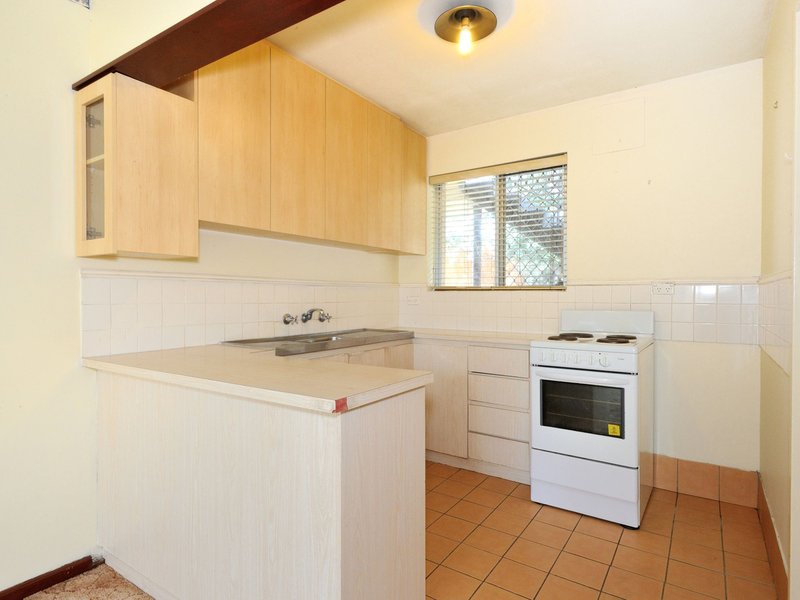 Photo - 2/171 Safety Bay Road, Shoalwater WA 6169 - Image 3