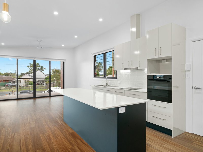 Photo - 2/172-174 High Street, Taree NSW 2430 - Image 2