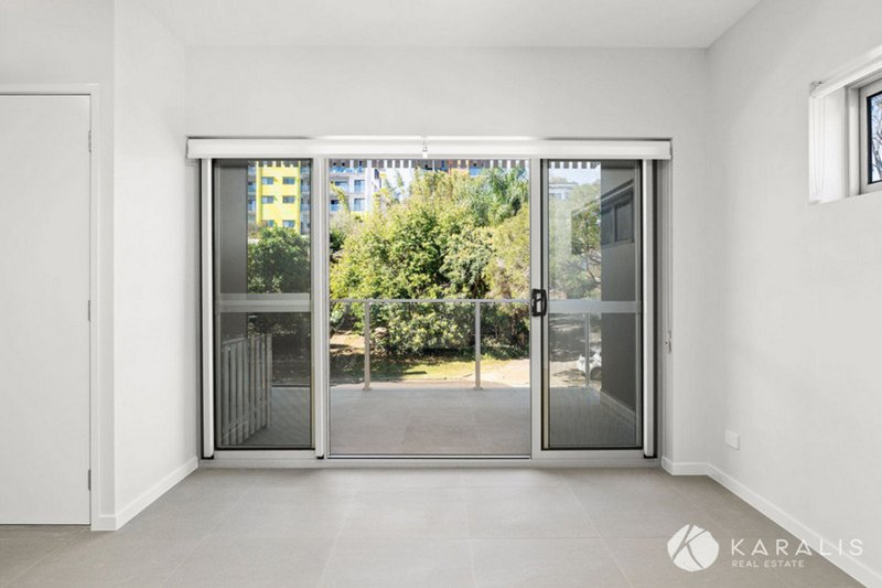 Photo - 217/29-32 Lauder Street, Mount Gravatt East QLD 4122 - Image 7