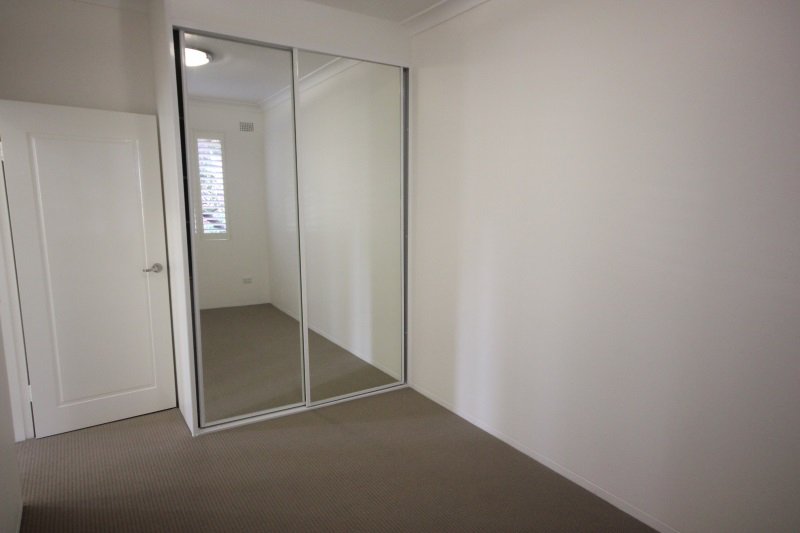 Photo - 2/173 Russell Avenue, Dolls Point NSW 2219 - Image 5