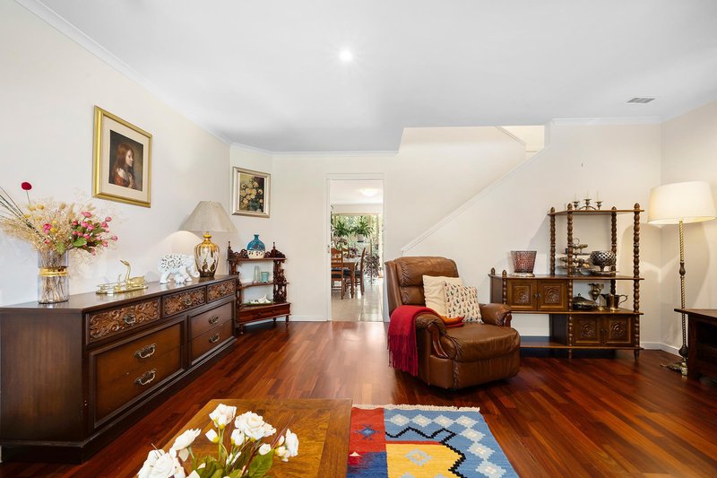 Photo - 2/174 Clive Steele Avenue, Monash ACT 2904 - Image 4