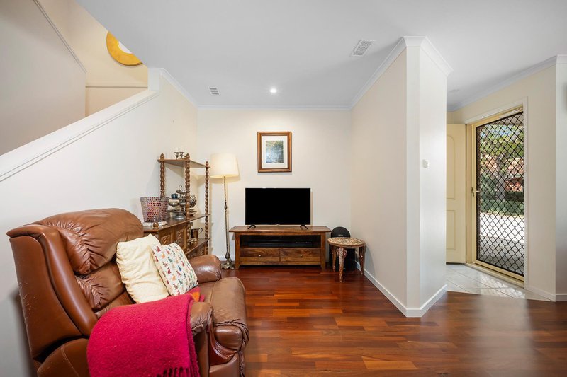 Photo - 2/174 Clive Steele Avenue, Monash ACT 2904 - Image 5
