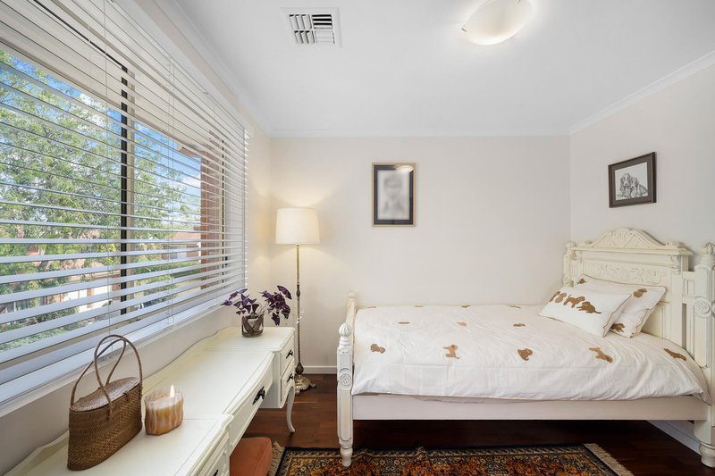 Photo - 2/174 Clive Steele Avenue, Monash ACT 2904 - Image 14