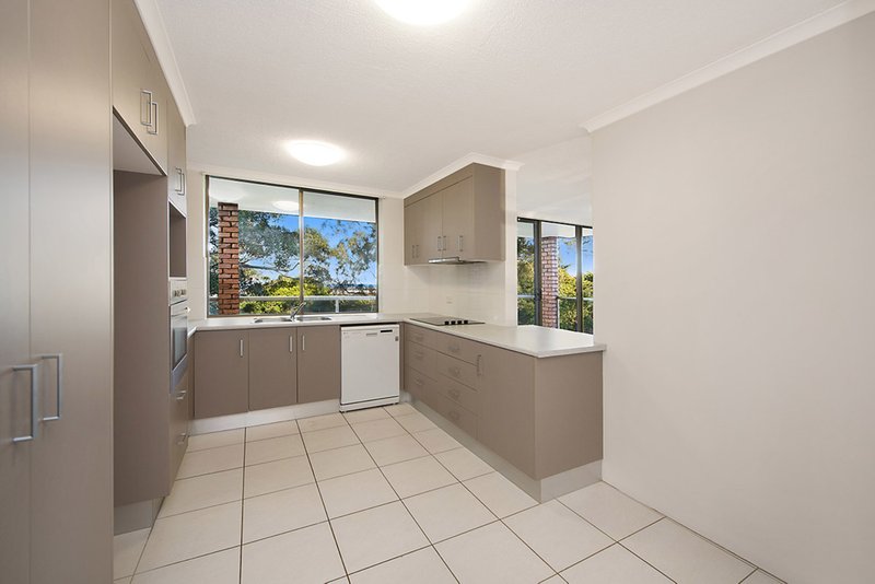 Photo - 2/174 Mooloolaba Road, Buderim QLD 4556 - Image 5