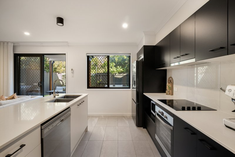 Photo - 2/174 Norris Road, Bracken Ridge QLD 4017 - Image 4