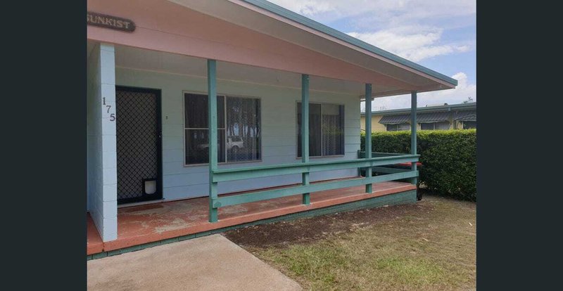 Photo - 2/175 Burrum Street, Burrum Heads QLD 4659 - Image