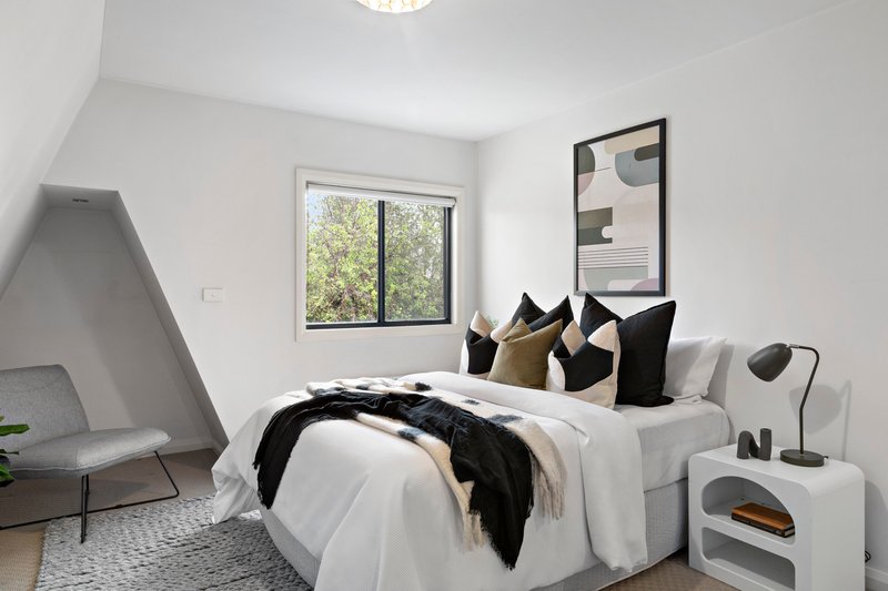 Photo - 2/175 Kent Street, Ascot Vale VIC 3032 - Image 5