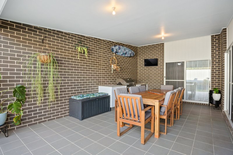 Photo - 2/176 Pioneer Drive, Flinders NSW 2529 - Image 7