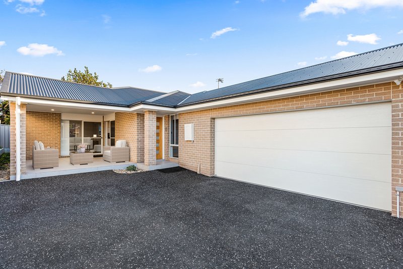 2/177 Pur Pur Ave , Lake Illawarra NSW 2528