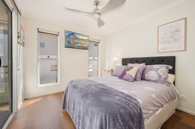 Photo - 2/178 Prince Edward Parade, Scarborough QLD 4020 - Image 8