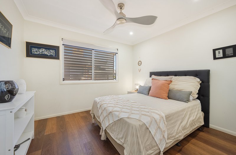 Photo - 2/178 Prince Edward Parade, Scarborough QLD 4020 - Image 13