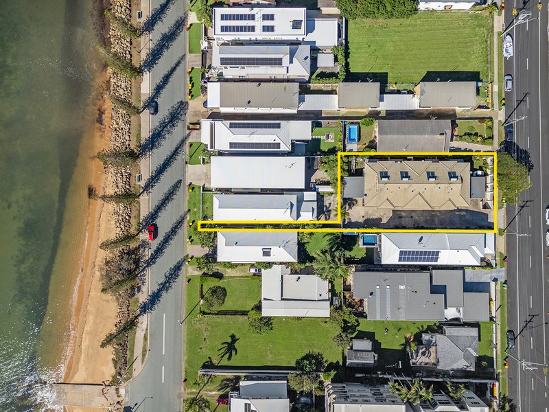 Photo - 2/178 Prince Edward Parade, Scarborough QLD 4020 - Image 18