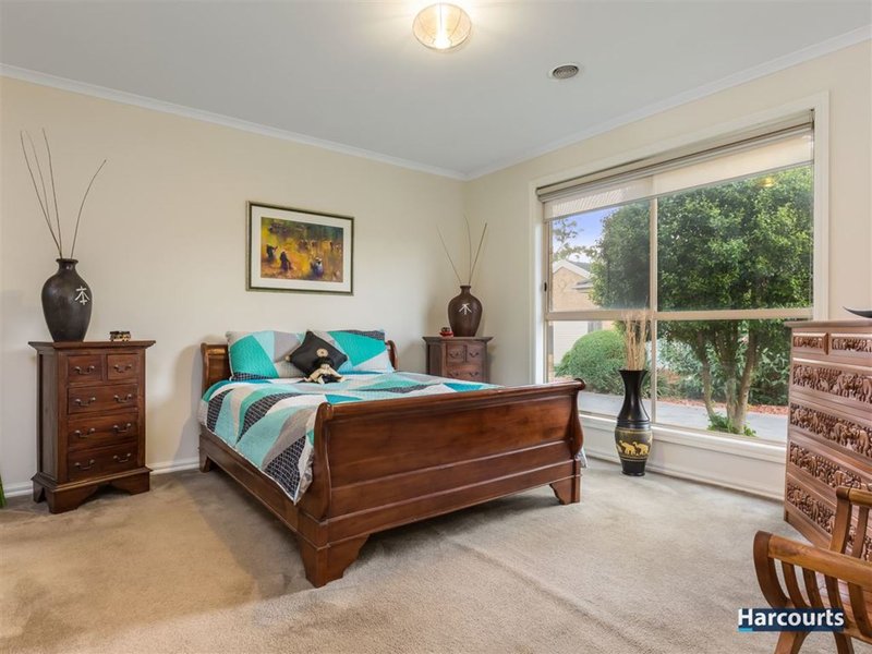 Photo - 2/17A Trisha Drive, Rowville VIC 3178 - Image 7