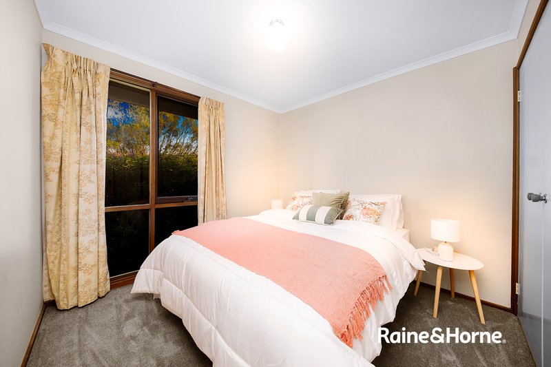 Photo - 2/18-20 Tamarisk Road, Narre Warren VIC 3805 - Image 3