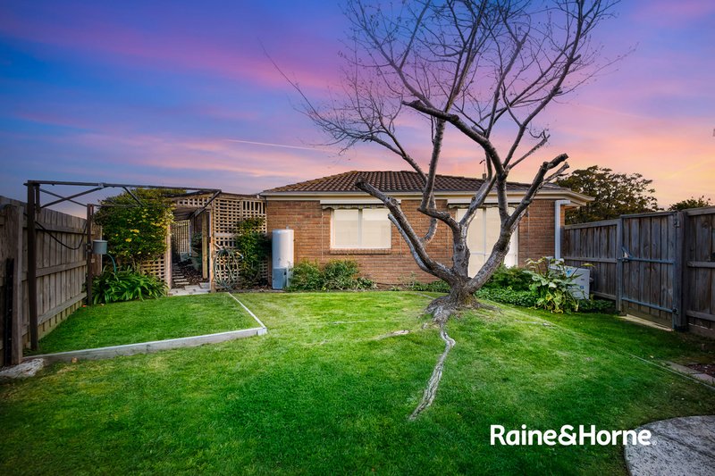 Photo - 2/18-20 Tamarisk Road, Narre Warren VIC 3805 - Image 14