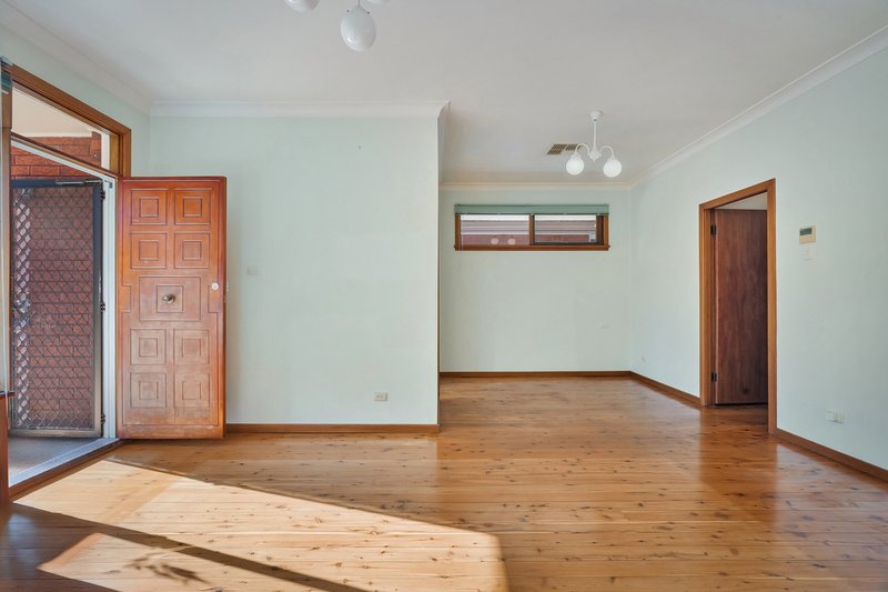 Photo - 2/18-20 Tuffy Avenue, Sans Souci NSW 2219 - Image 3