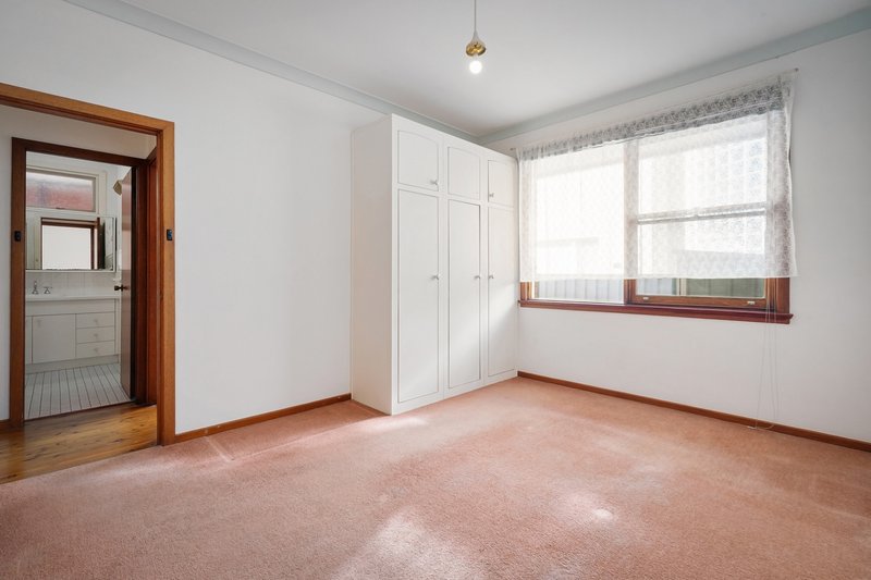 Photo - 2/18-20 Tuffy Avenue, Sans Souci NSW 2219 - Image 7