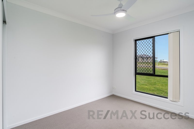 Photo - 2/18 Aquila Drive, Meringandan West QLD 4352 - Image 4