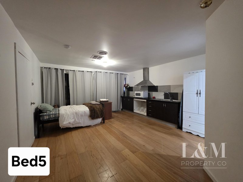 Photo - 2/18 Balook Court, Meadow Heights VIC 3048 - Image 13