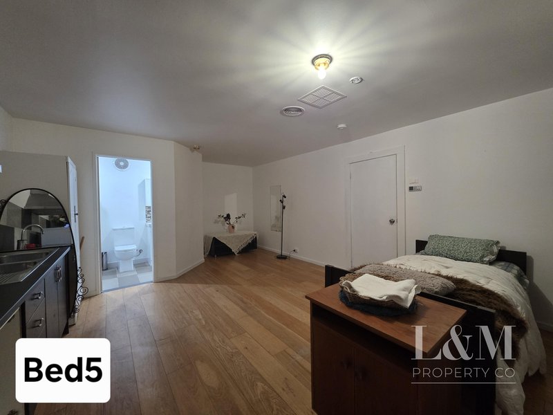 Photo - 2/18 Balook Court, Meadow Heights VIC 3048 - Image 14