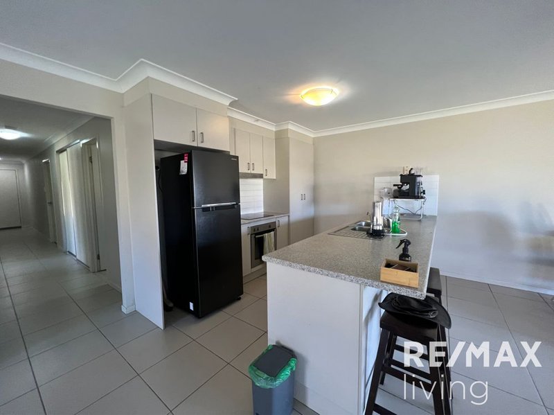 Photo - 2/18 Basalt Street, Caboolture QLD 4510 - Image 2