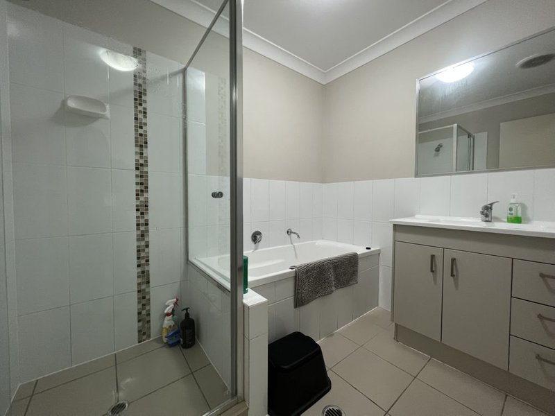 Photo - 2/18 Basalt Street, Caboolture QLD 4510 - Image 8