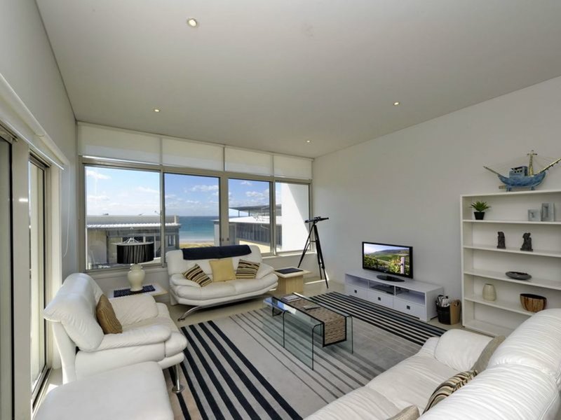 Photo - 2/18 Blanch Street, Boat Harbour NSW 2316 - Image 3