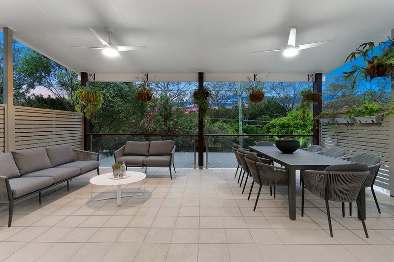 Photo - 218 Boundary Road, Bardon QLD 4065 - Image 6