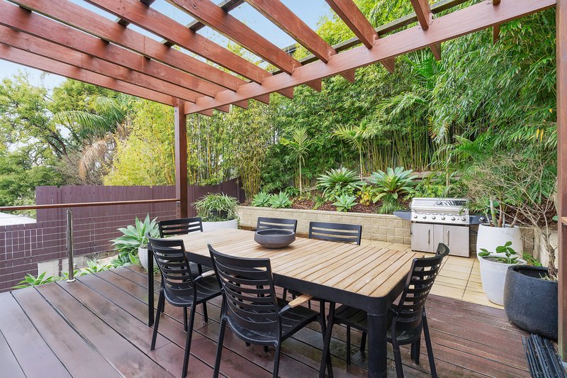 Photo - 218 Boundary Road, Bardon QLD 4065 - Image 10