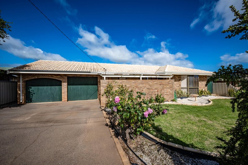 218 Chapman Valley Road, Waggrakine WA 6530