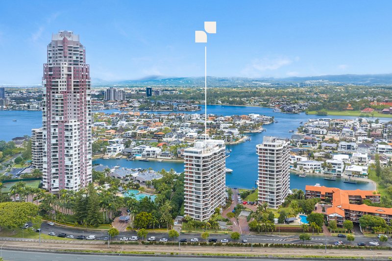 Photo - 2/18 Commodore Drive, Surfers Paradise QLD 4217 - Image 17
