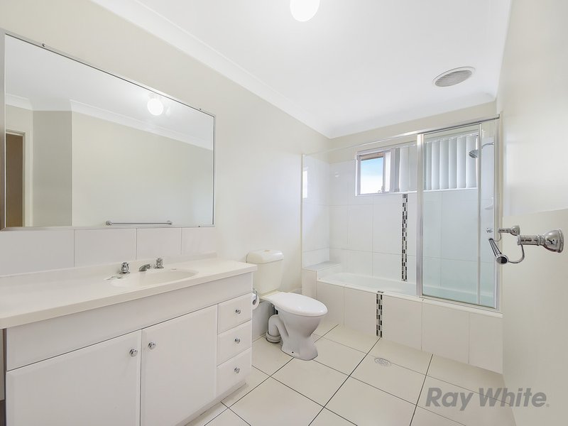 Photo - 2/18 Emma Street, Bracken Ridge QLD 4017 - Image 10