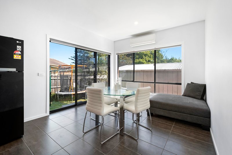 Photo - 2/18 Gardiner Avenue, Dandenong North VIC 3175 - Image 3