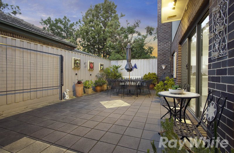 Photo - 2/18 Garfield Street, Cheltenham VIC 3192 - Image 10