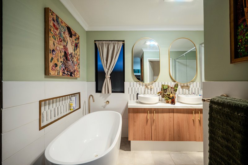 Photo - 218 Graceful Boulevard, Alkimos WA 6038 - Image 6